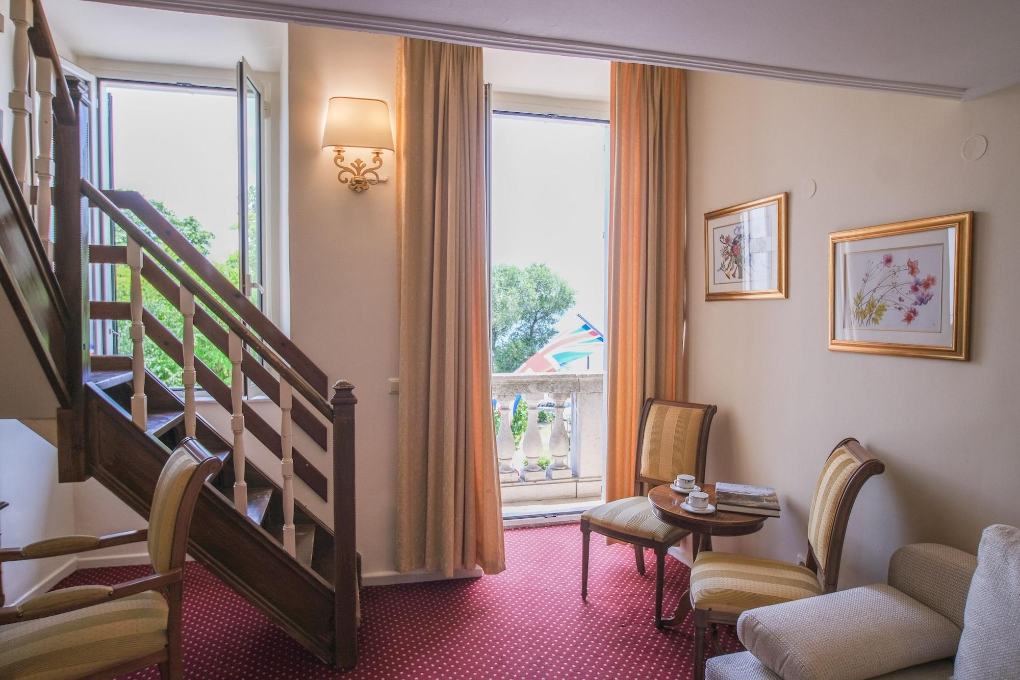 Cavalieri Hotel Corfu (city)